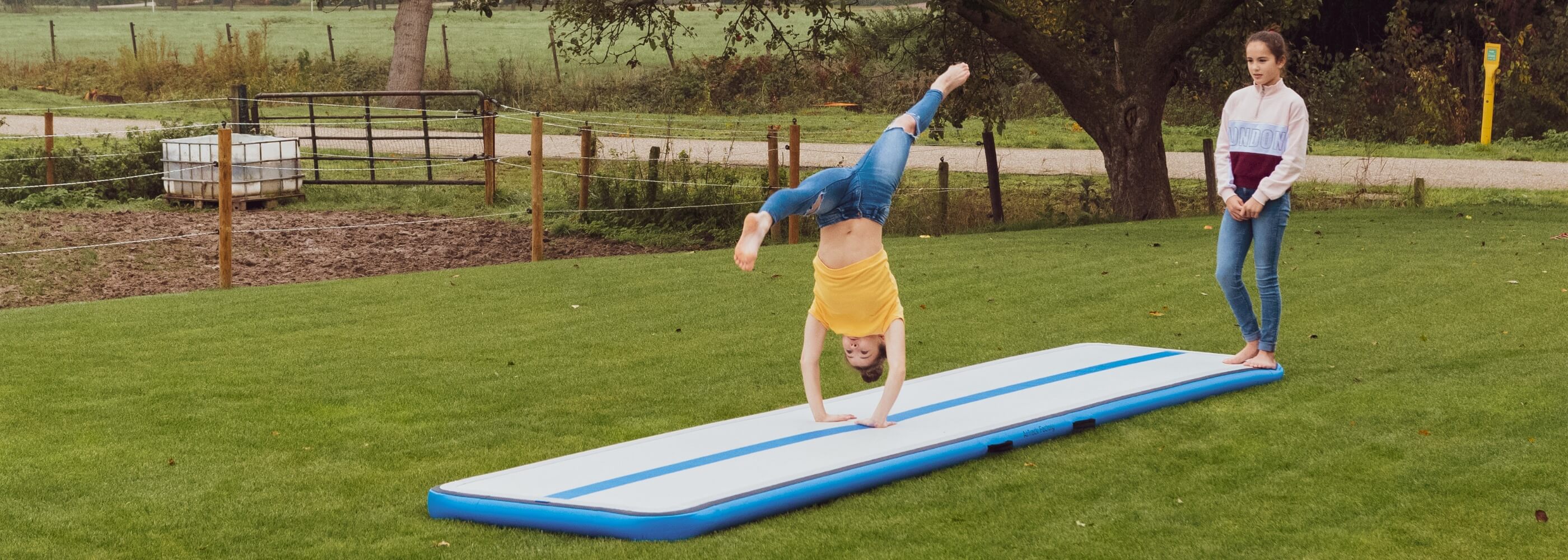 Vielseitigkeit trifft Design: Entdecke die unendlichen Einsatzmöglichkeiten der AirTrack Factory Produkte auf Puregymnastics.de. Für jeden Turner die richtige Lösung – flexibel, langlebig, innovativ.